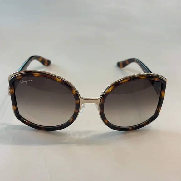 Salvatore Ferragamo Brown Women’s Sunglasses NWT - Picture 3 of 14